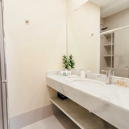 Apartamento Stylish And Wide- 3bdr 3bth- Remedios *
