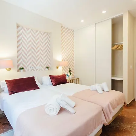 Stylish And Wide- 3bdr 3bth- Remedios Apartamento Sevilla