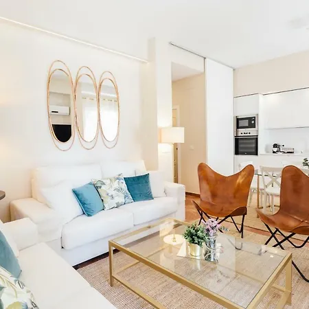 Stylish And Wide- 3bdr 3bth- Remedios Apartamento