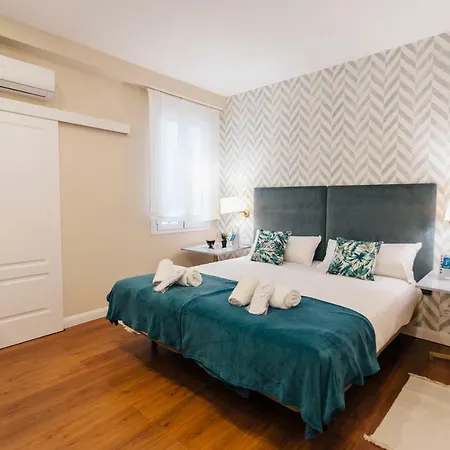 Apartamento Stylish And Wide- 3bdr 3bth- Remedios *